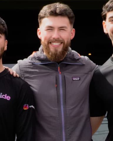 Juanjo, Coach principal · co-fundador